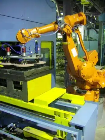 Roboter-bearbeitet Kernhandhabung